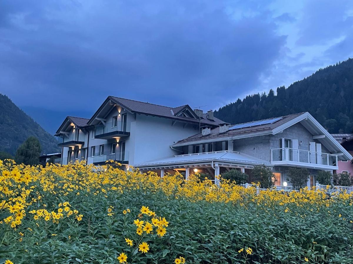 Rosensuite La Residenza Del Rosengarten ピンツォーロ エクステリア 写真