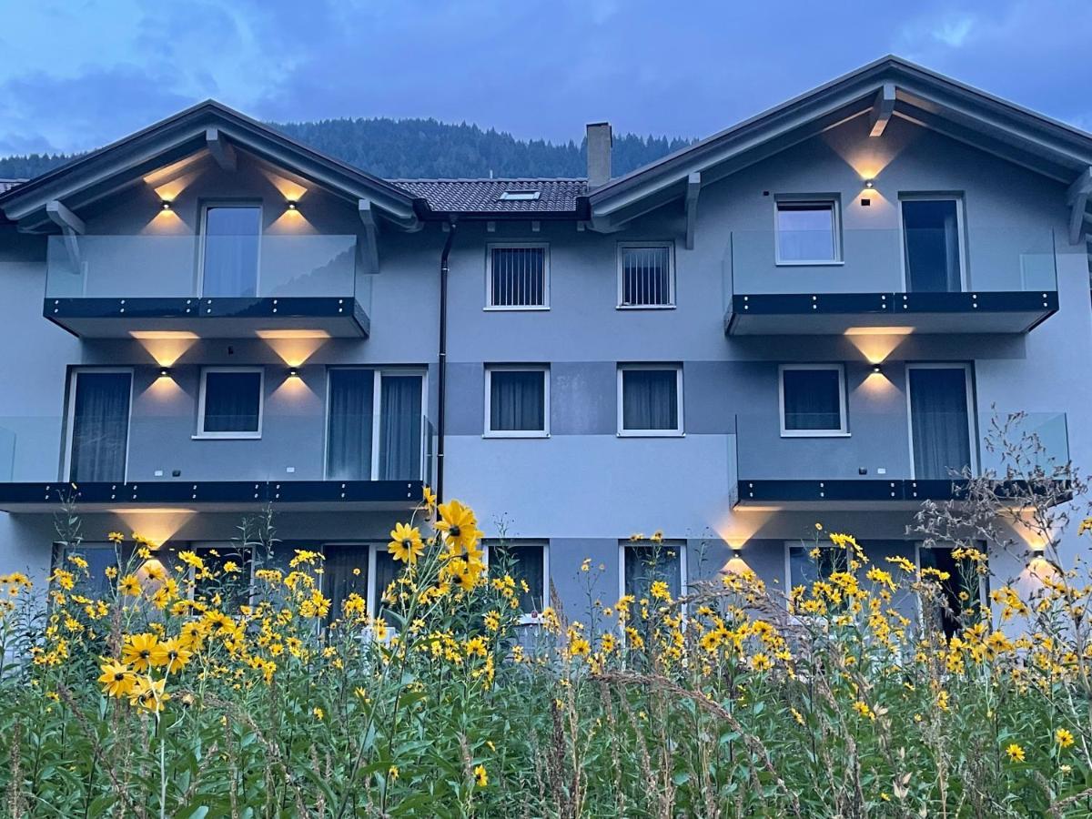 Rosensuite La Residenza Del Rosengarten ピンツォーロ エクステリア 写真