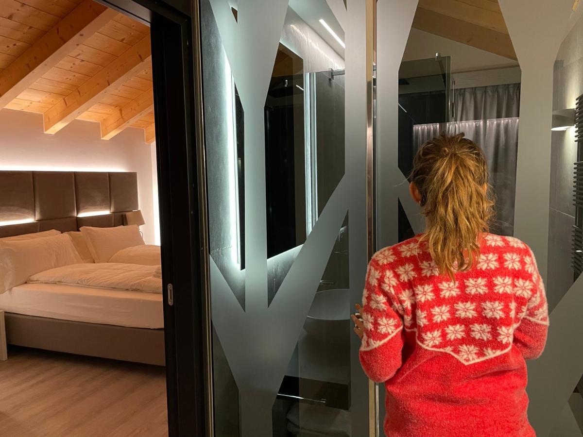 Rosensuite La Residenza Del Rosengarten ピンツォーロ エクステリア 写真