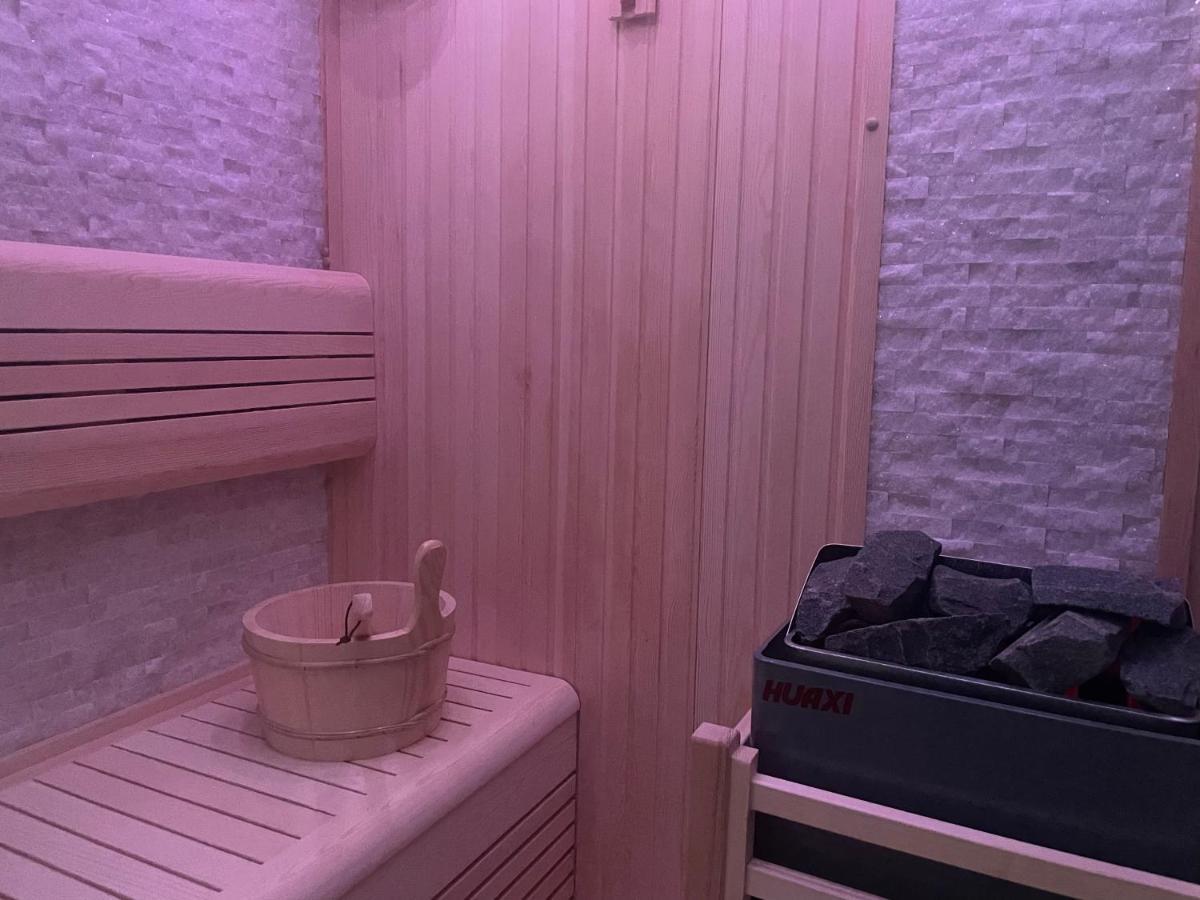 Rosensuite La Residenza Del Rosengarten ピンツォーロ エクステリア 写真