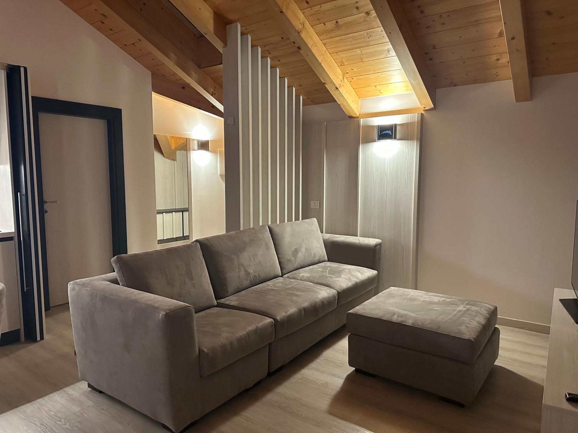 Rosensuite La Residenza Del Rosengarten ピンツォーロ エクステリア 写真